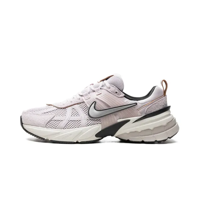 نایک وی تو کی کالباسی  Nike V2K Run Pinkish Beige